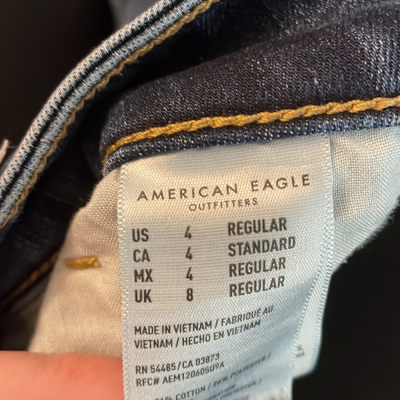 American Eagle Dark wash Jeans - Picture 5 of 5